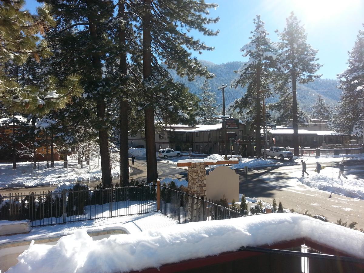Gondola Lodge South Lake Tahoe Exterior photo